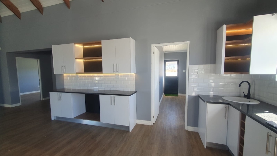 3 Bedroom Property for Sale in Sandpyper Village Western Cape